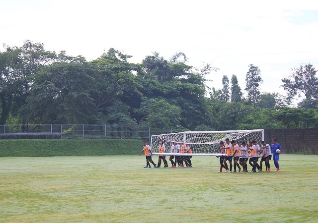 Garuda Muda Pemusatan Latihan di UII Training Ground