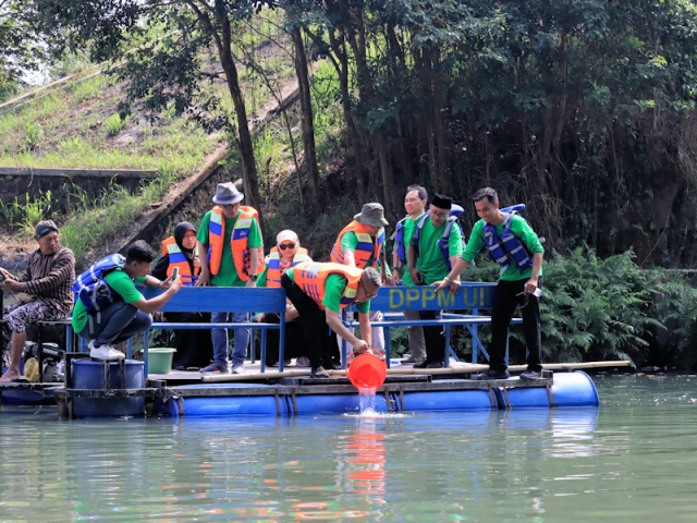 “UII Bumi Lestari #2” Beautifies Opak Park