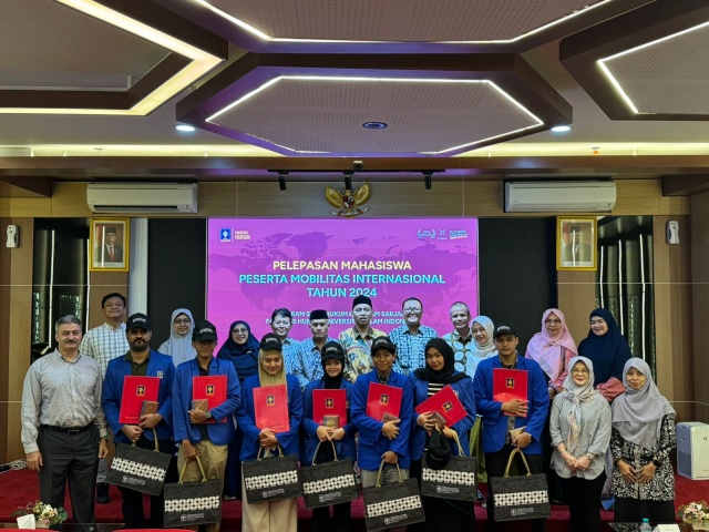 FH UII Berangkatkan Tujuh Mahasiswa Mengikuti Program Mobilitas Internasional