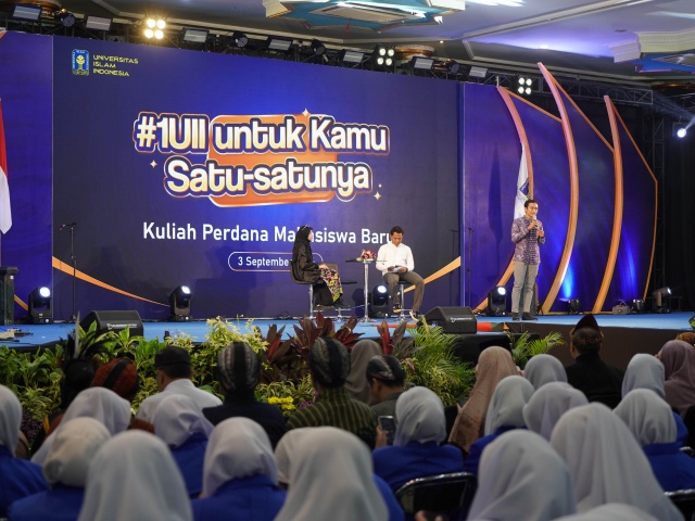 Hadir di Kuliah Perdana, Alumni UII Berbagi Kisah Inspiratif